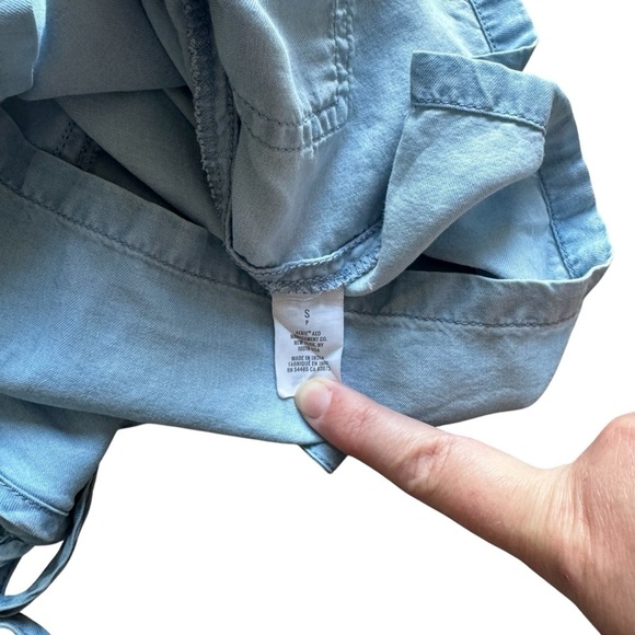 Aerie Women’s S/P Blue Chambray Bib Shortalls Overall Jumper Romper Playsuit - Picture 6 of 11